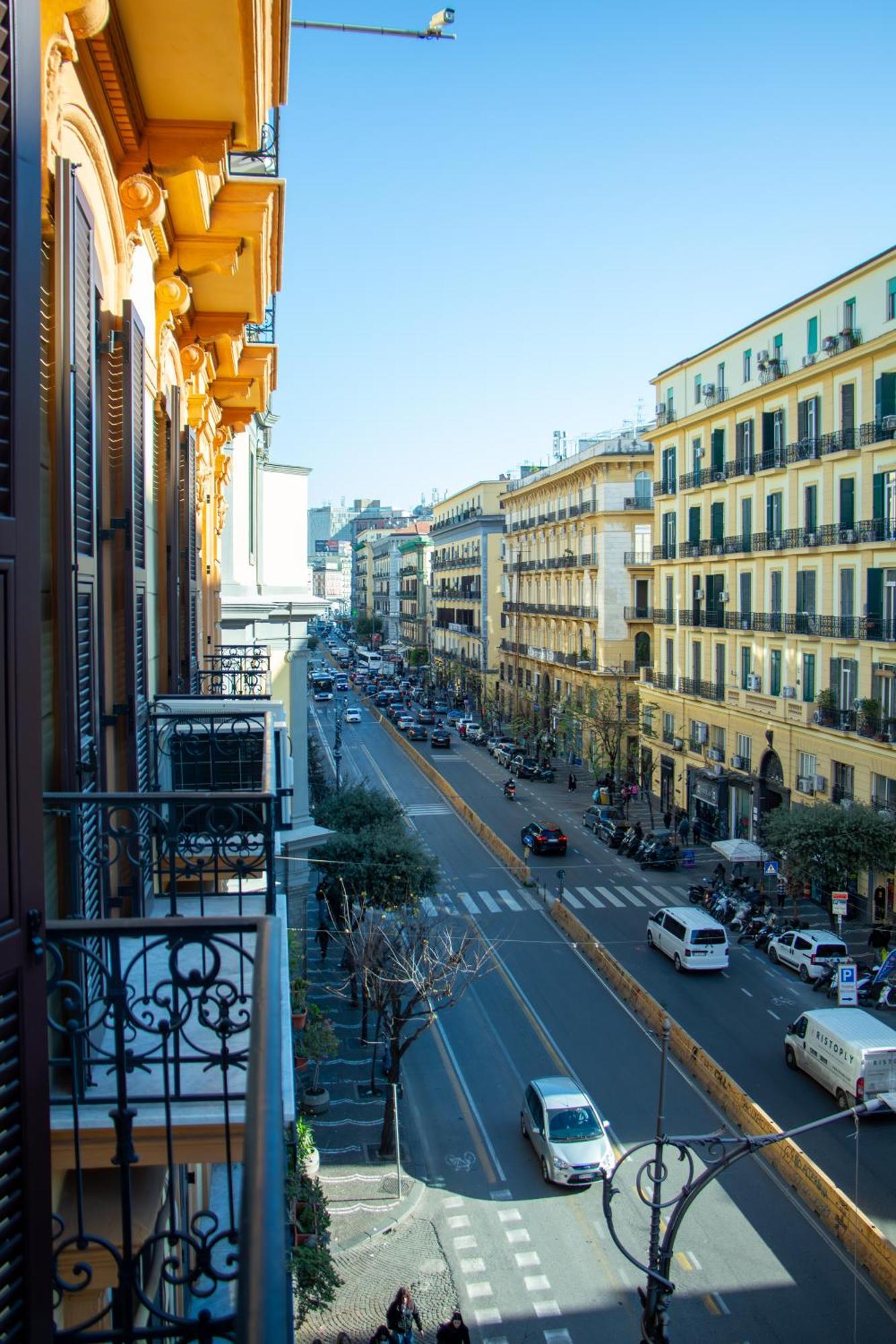 Beb Umberto I * Naples