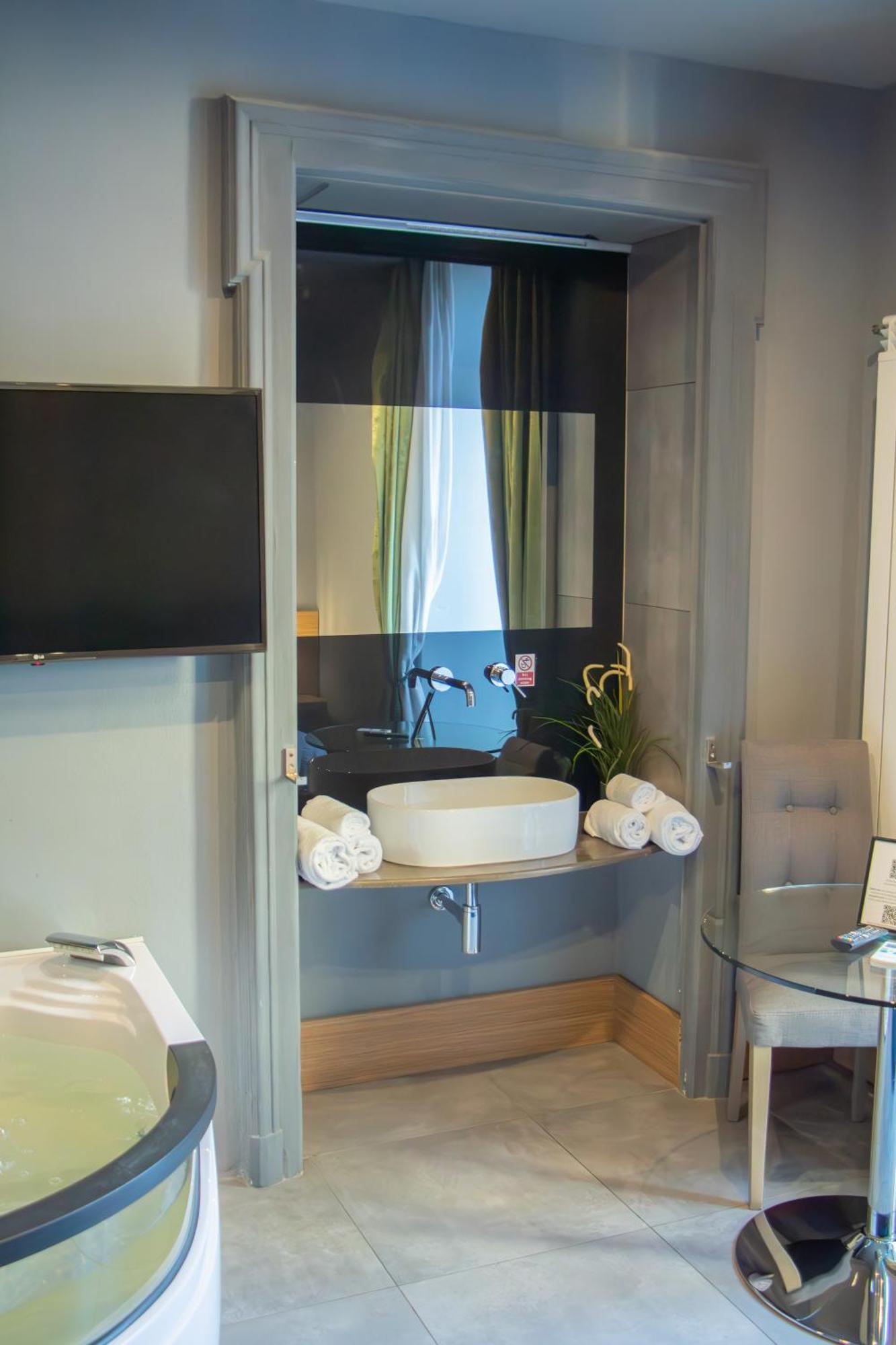 Beb Umberto I Guest house Naples